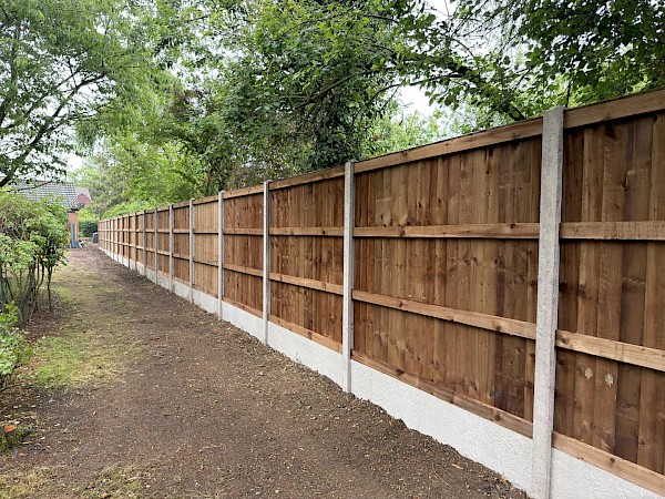 Close board fence installation in Wymondham