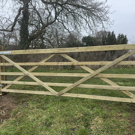 fencing bungay