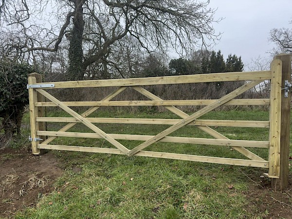 fencing bungay