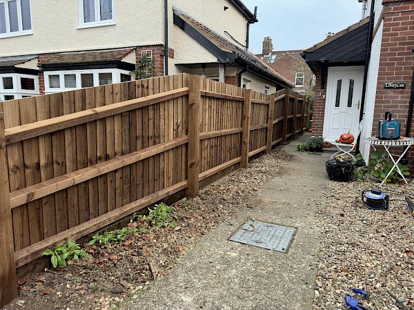 Fencing in Diss