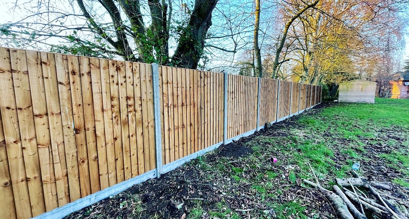 a brown fencing diss